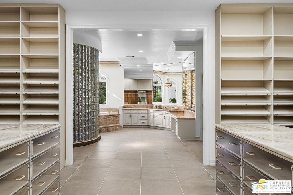 Old Las Palmas - Residential