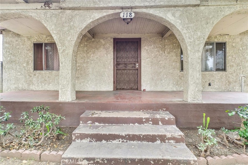 118 S Marguerita Avenue
