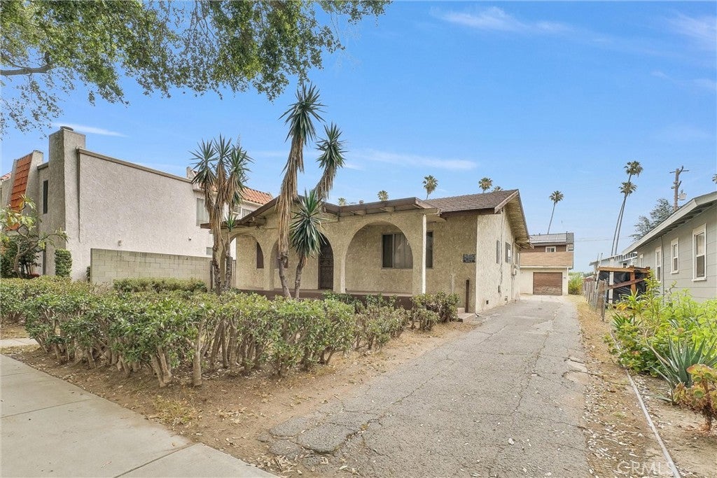 118 S Marguerita Avenue