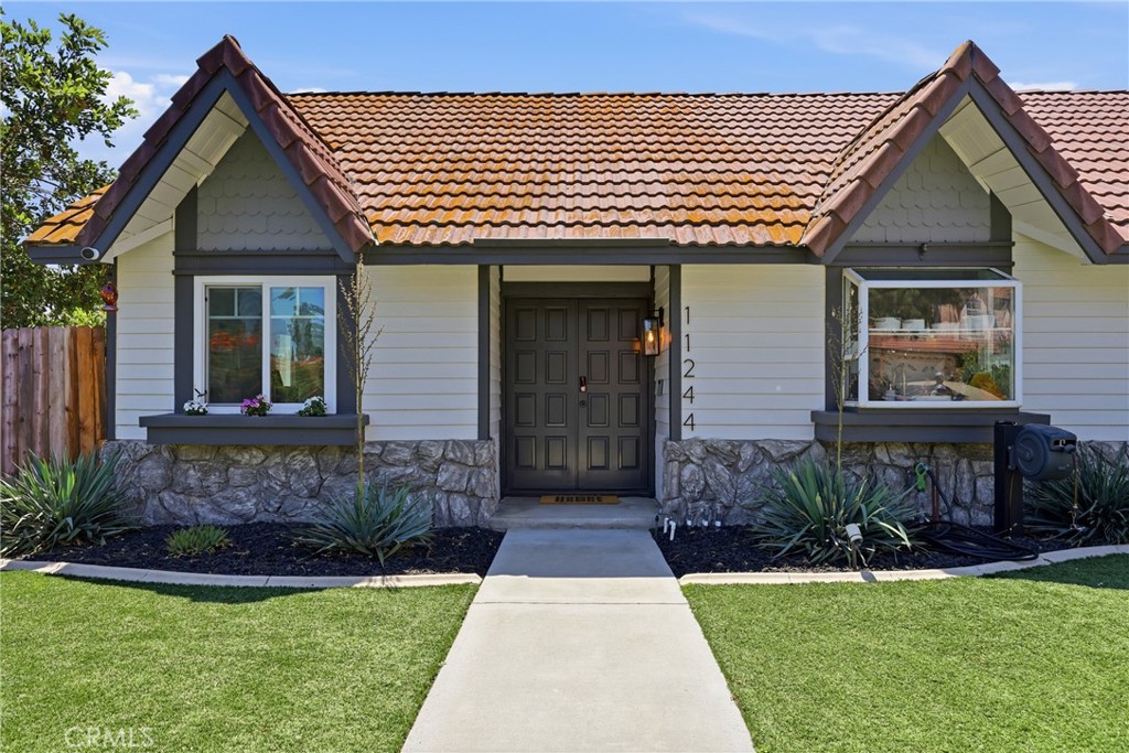 11244 Clara Court