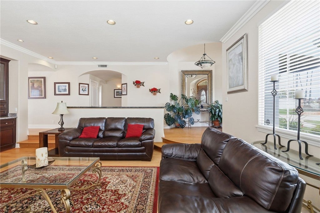2507 W 233rd Street