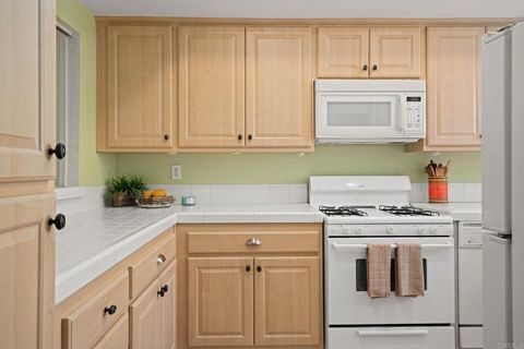 Tiny photo for 1015 Gleneagles Place, Vista, CA 92081 (MLS # NDP2602182)