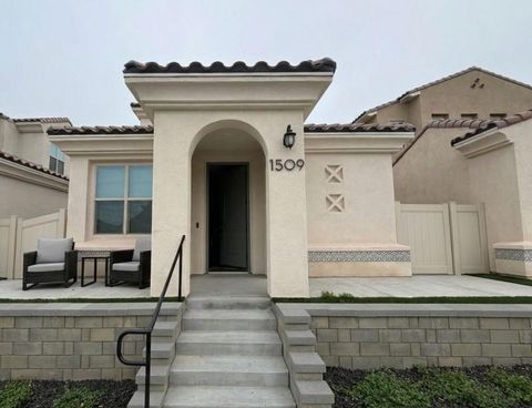 Photo of 1509 Painted Cave Avenue, Chula Vista, CA 91913 (MLS # ML82041241)