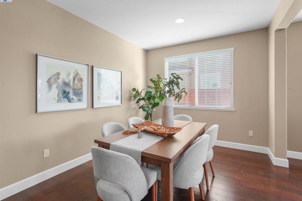 CENTRAL TRACY - Residential