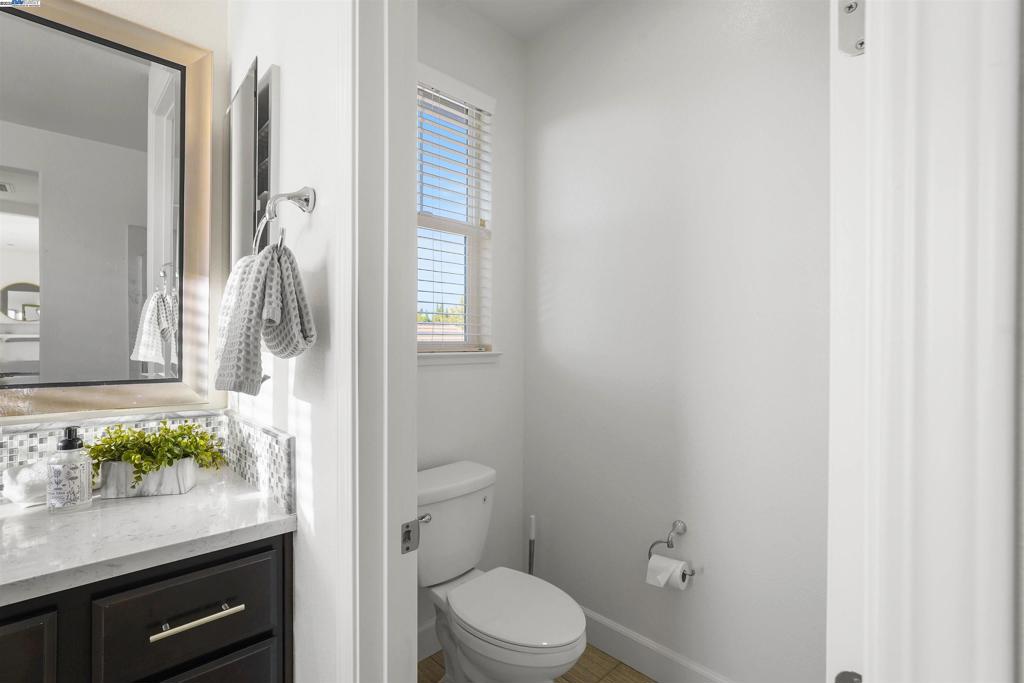 CENTRAL TRACY - Residential