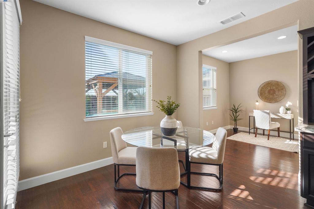 CENTRAL TRACY - Residential