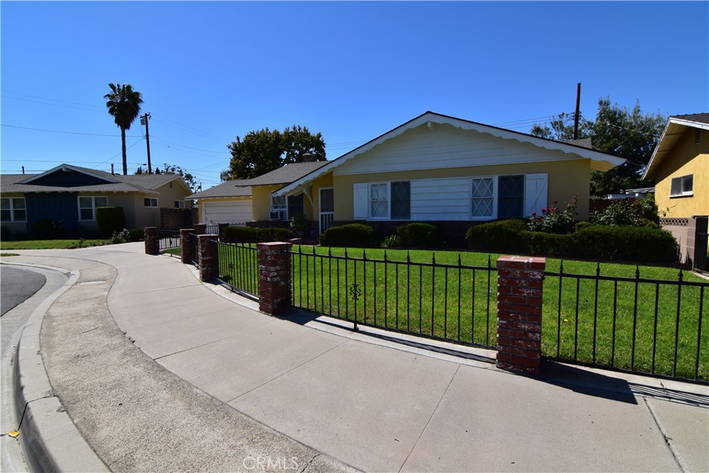 278 N Citrus