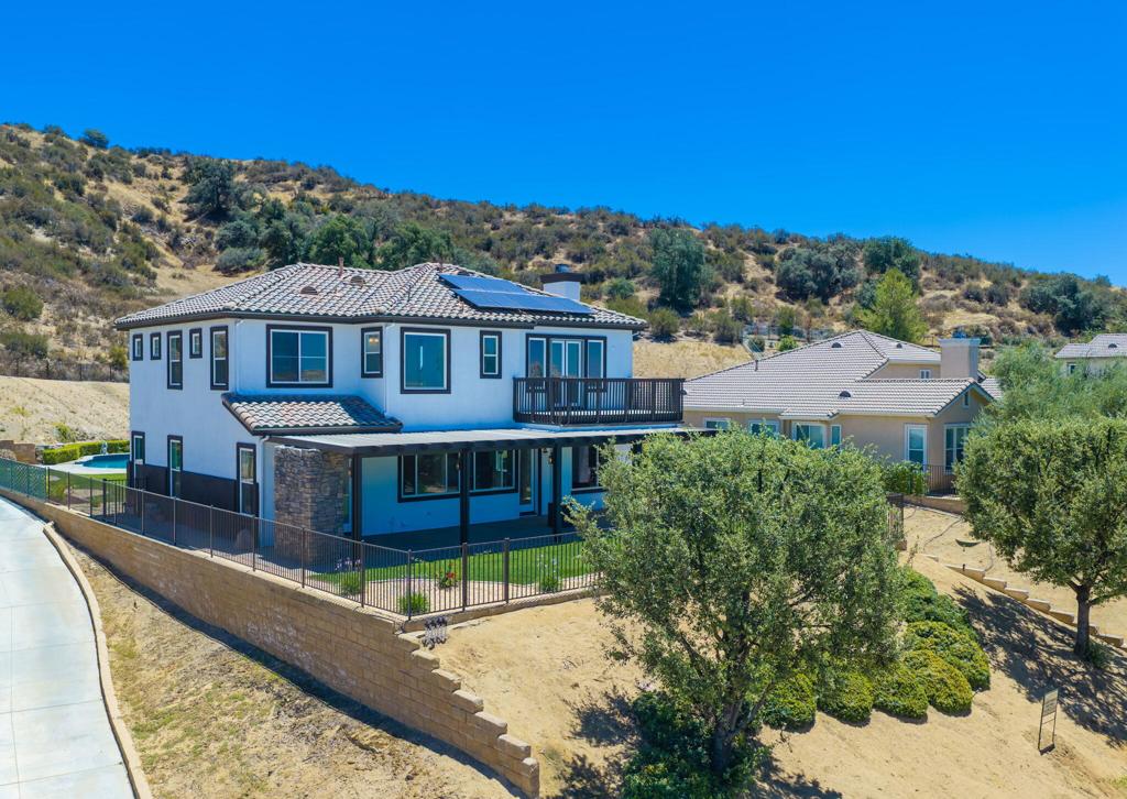 13435 Canyon Crest Road