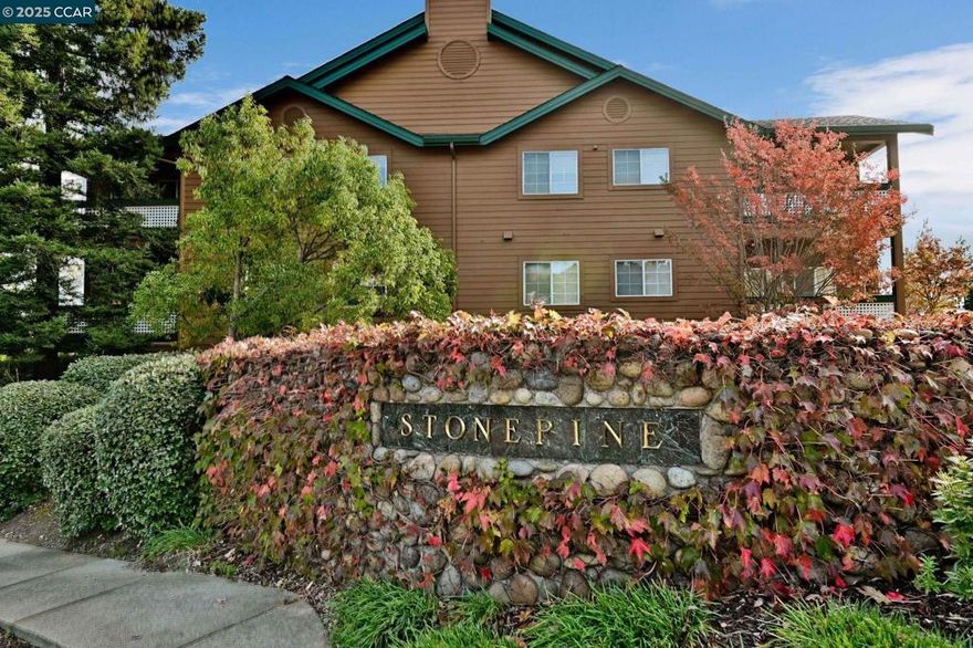 Gorgeous 3-bedroom 2 Bathroom Townhouse. Open concept floor plan, Engineered hardwood floors, Chunky crown molding, High ceilings. New Kitchen quartz counter Top, Stainless steel Sink, Range, Fridge, Dishwasher & Microwave, Laundry hookup in laundry closet. Quite location. Single story with no steps to entry! Private Gated parking Close to 680, 580, BART, Trails, Shopping, City Center entertainment, and minutes from San Ramon Valley Award-winning schools.