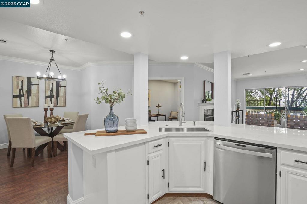 STONEPINE ESTATE - Residential