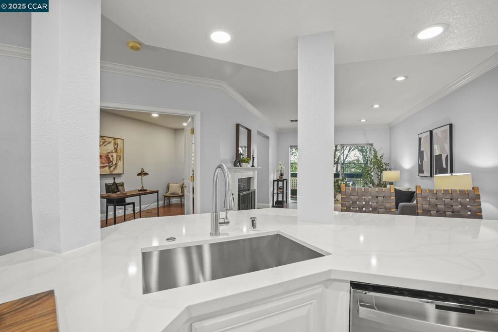 STONEPINE ESTATE - Residential