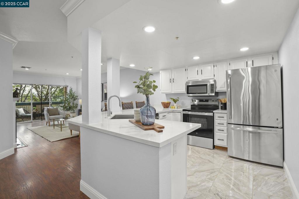 STONEPINE ESTATE - Residential