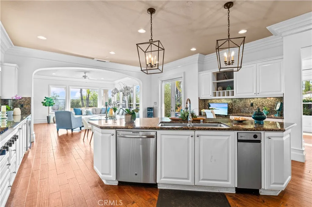 Coto De Caza, California 92679, United States, 4 Bedrooms Bedrooms, ,5 BathroomsBathrooms,Residential,Active,191844