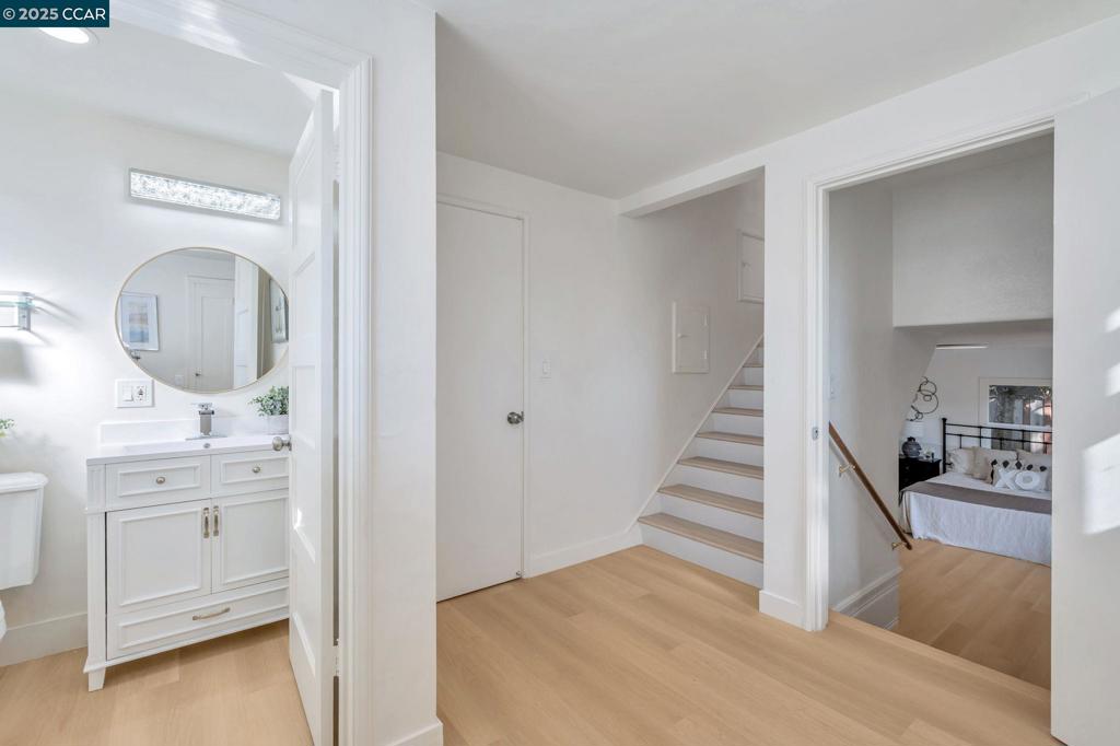 UPPER ROCKRIDGE - Residential