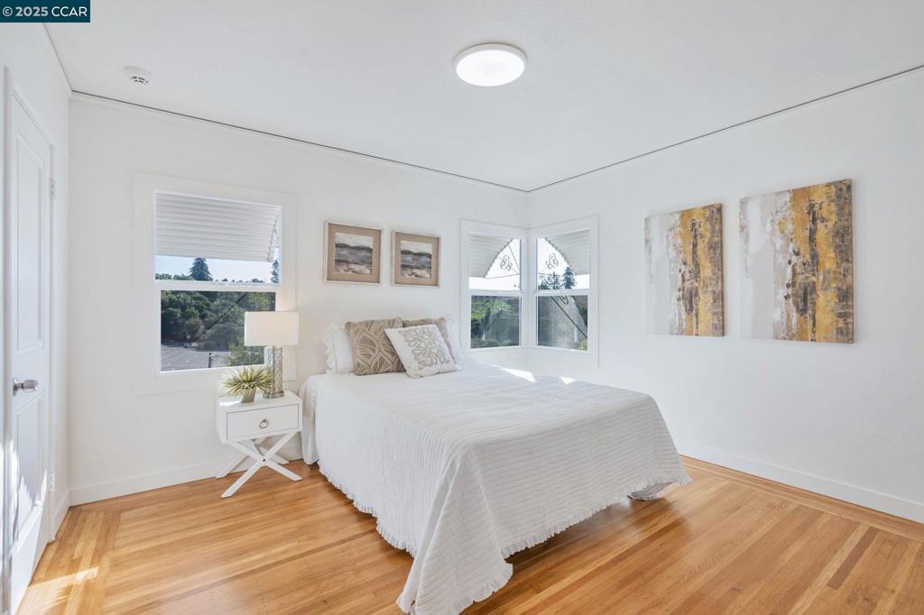 UPPER ROCKRIDGE - Residential