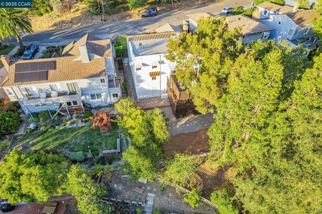 UPPER ROCKRIDGE - Residential