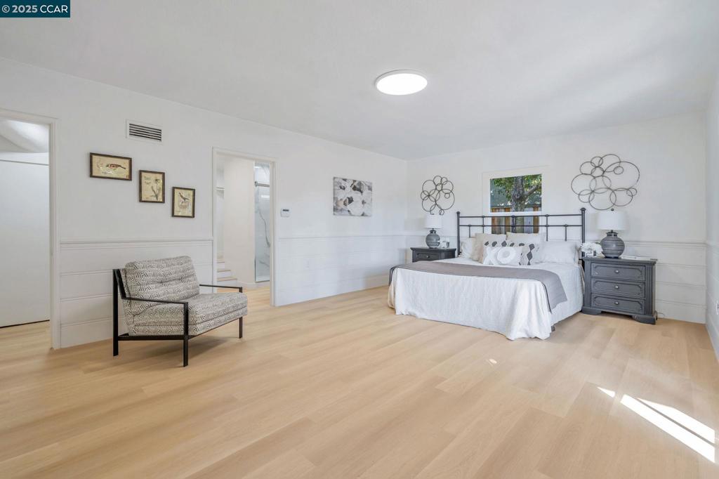 UPPER ROCKRIDGE - Residential