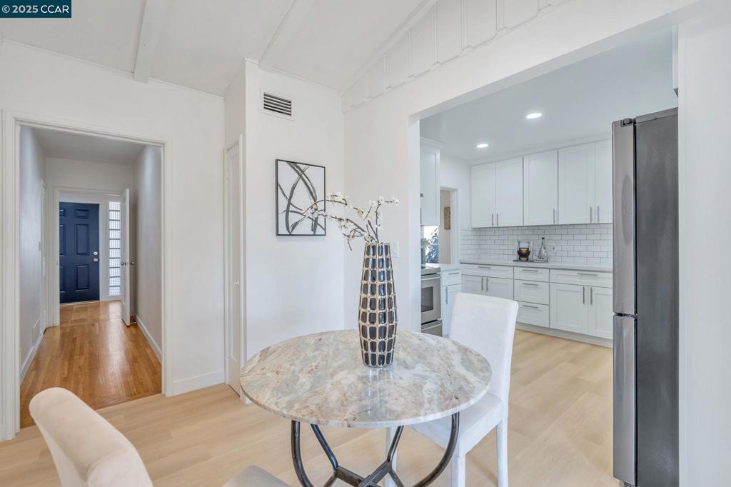 UPPER ROCKRIDGE - Residential