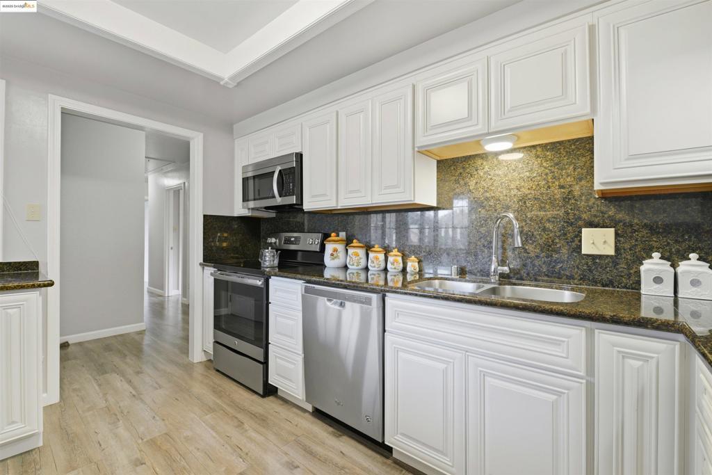 DANA ESTATES - Residential