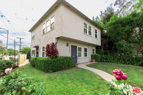 Photo of 2499 S Barrington Avenue, Los Angeles, CA 90064 (MLS # 26923413)