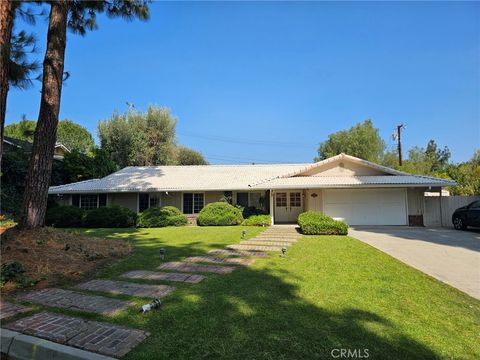 Photo of 2961 Juanita Place, Fullerton, CA 92835 (MLS # RS26137500)
