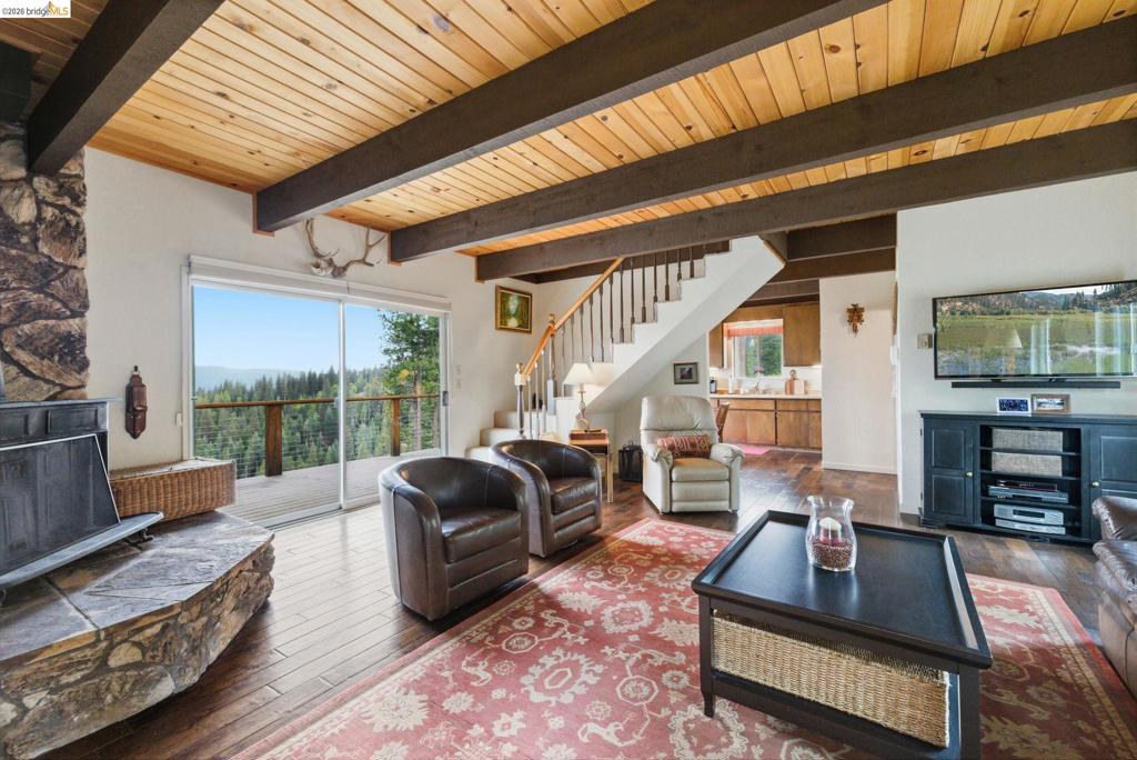 29965 Mariposa Drive