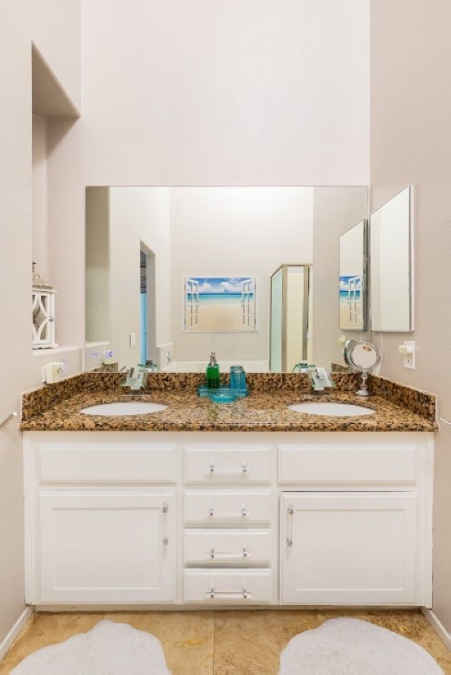 N Hills Estates (34015) - Residential