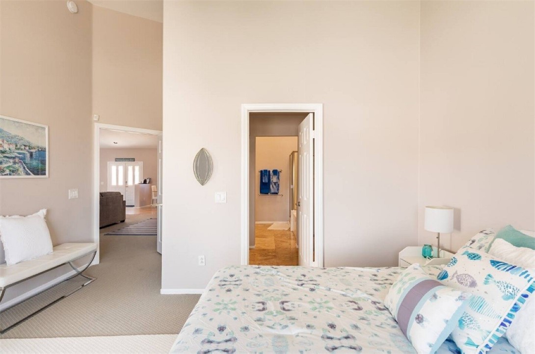 N Hills Estates (34015) - Residential