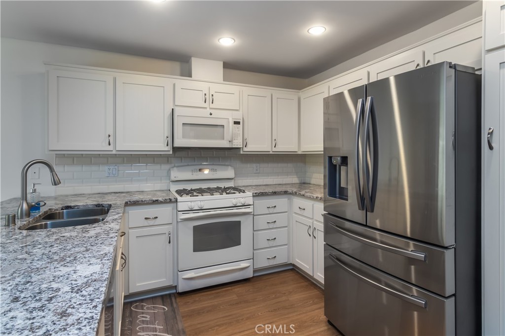 Properties 1 2228 Crespi Lane