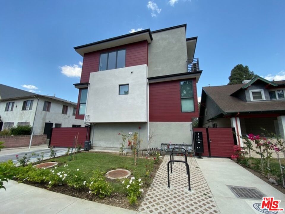 - Residential Lease