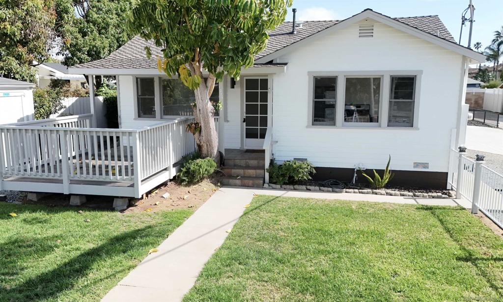 1027 Knowles Ave.