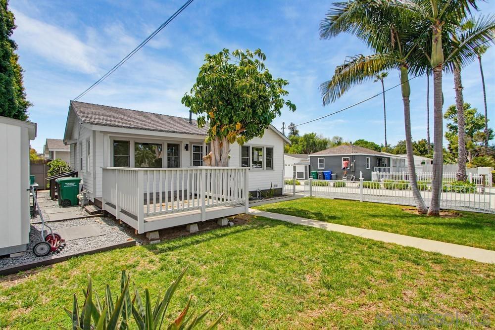 1027 Knowles Ave.