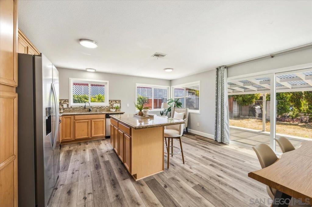 5325 Bonita Dr