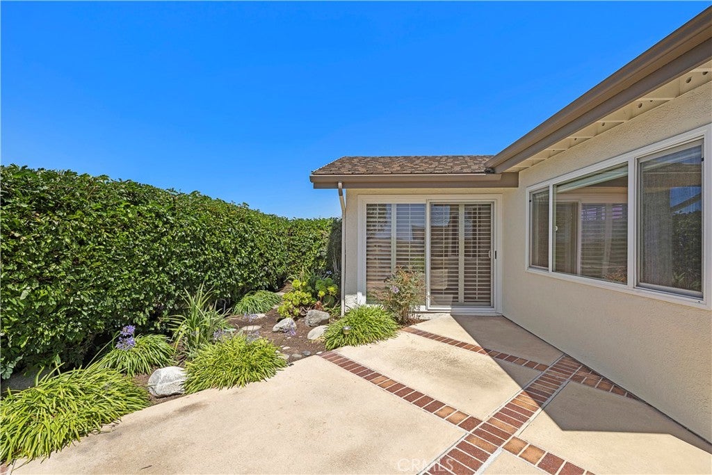 1 Breakwater Drive, Corona Del Mar CA 92625 - Photo 11