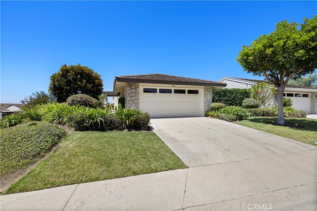 1 Breakwater Drive, Corona Del Mar CA 92625 - Photo 7