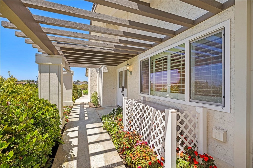 1 Breakwater Drive, Corona Del Mar CA 92625 - Photo 9