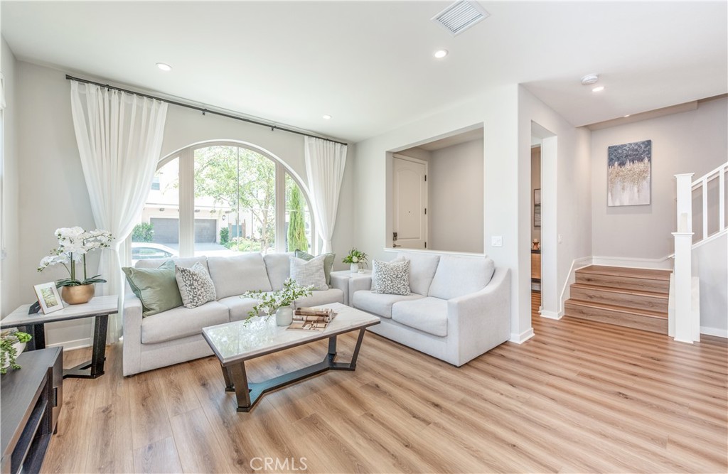 152 Sunnyside