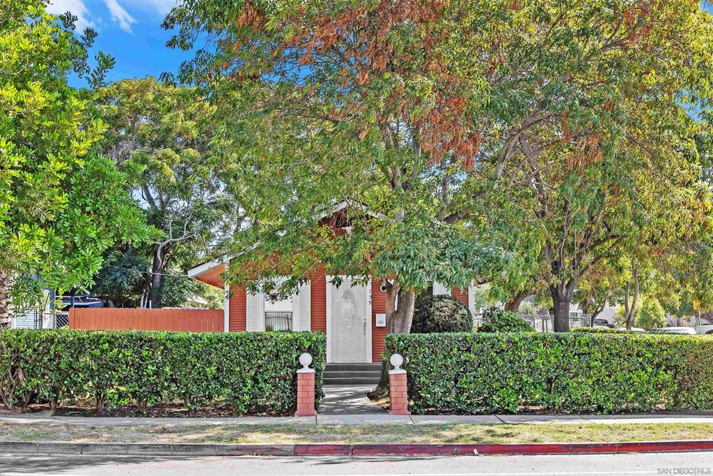 159 W 5th Ave