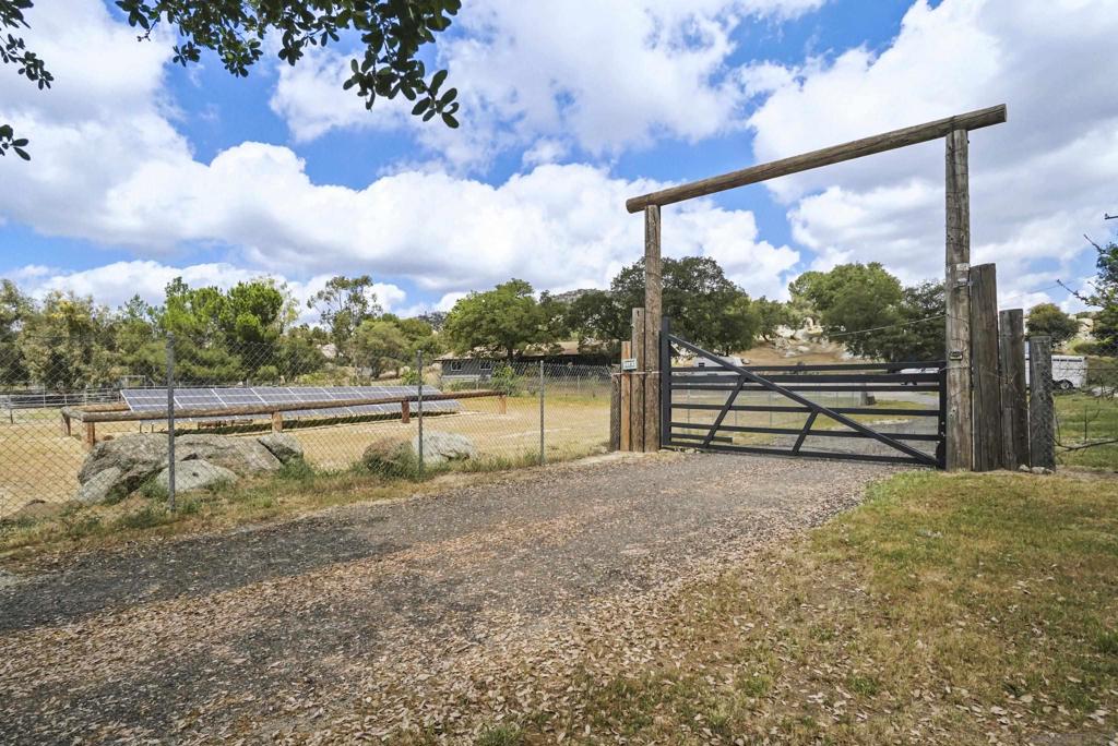 1541 Round Potrero Rd