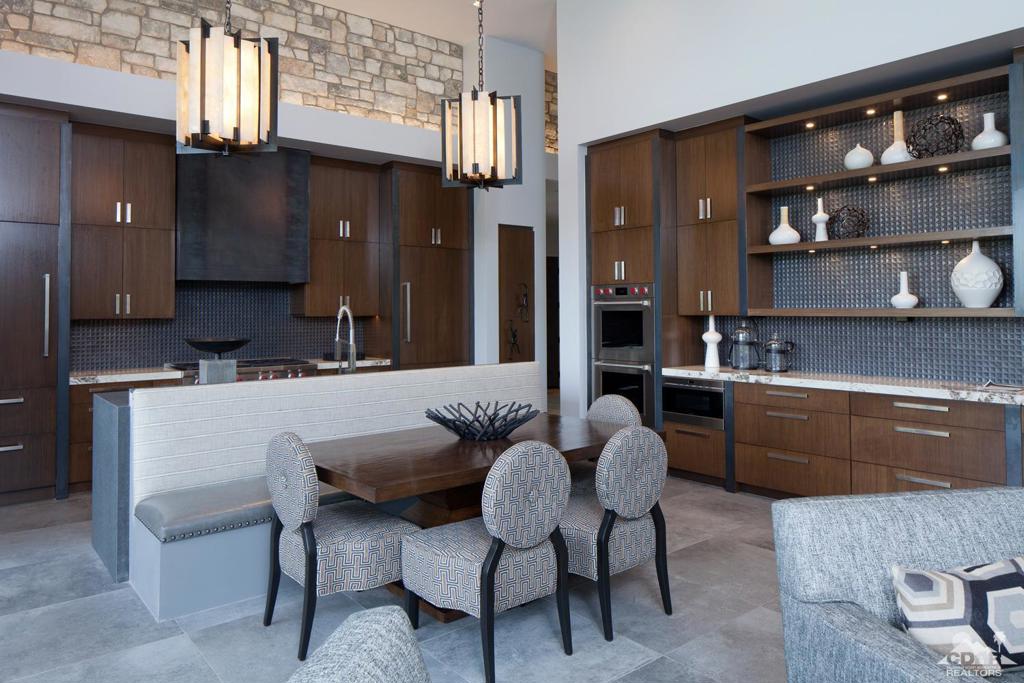 Vintage Country Club - Residential