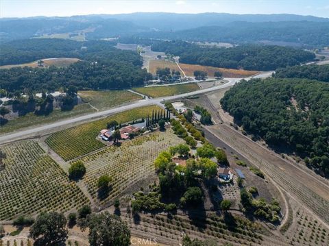 Tiny photo for 3750 W Highway 46, Templeton, CA 93465 (MLS # NS25272070)