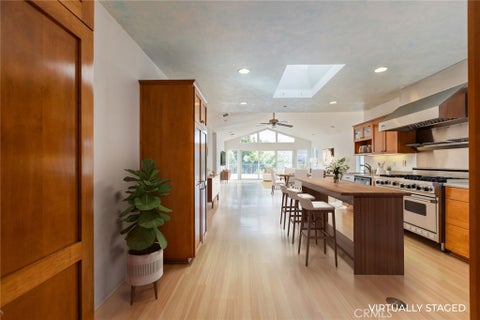 Photo of 1050 Avenue D, Redondo Beach, CA 90277 (MLS # SB26232198)