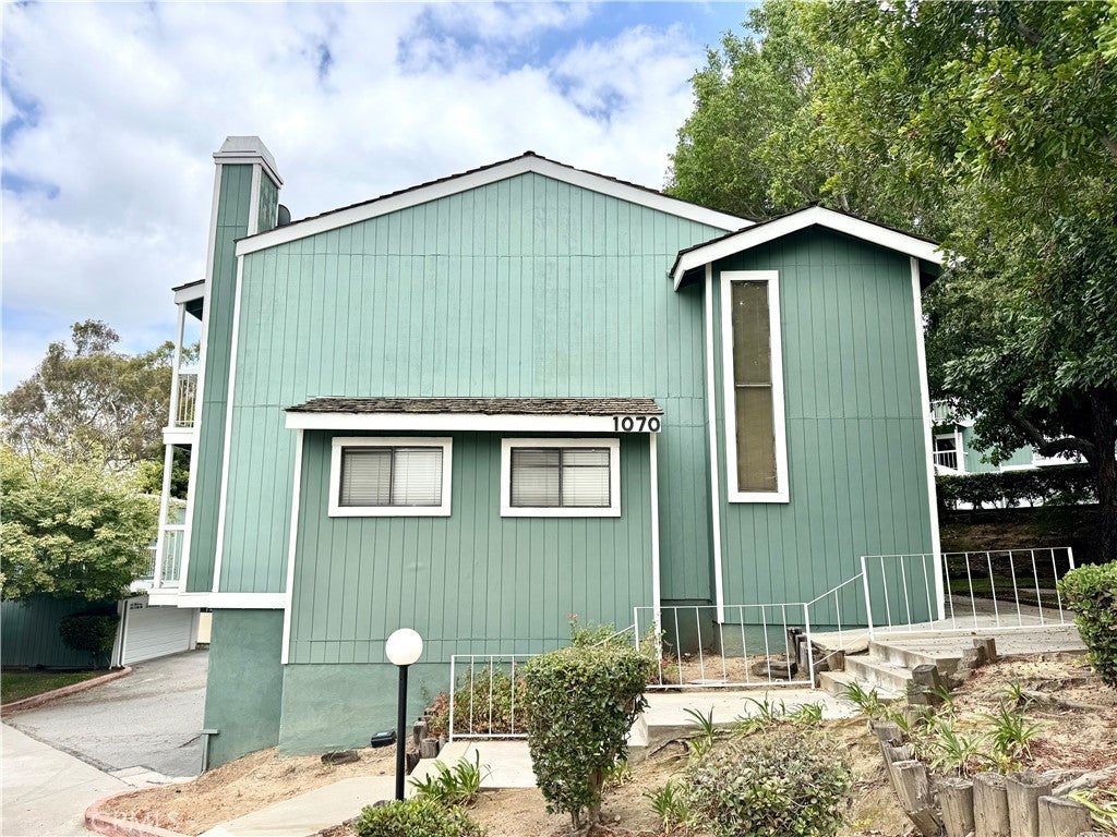 1070 Walnut Grove A