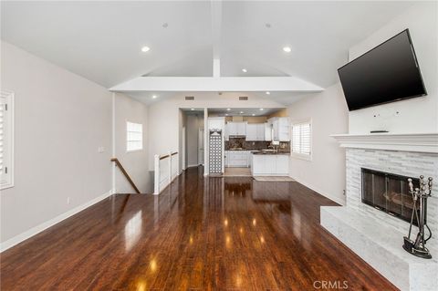 Photo of 1720 Carlson Ln, Redondo Beach, CA 90278 (MLS # SB25219713) Photo of 1720 Carlson Ln, Redondo Beach, CA 90278 (MLS # SB25219713)