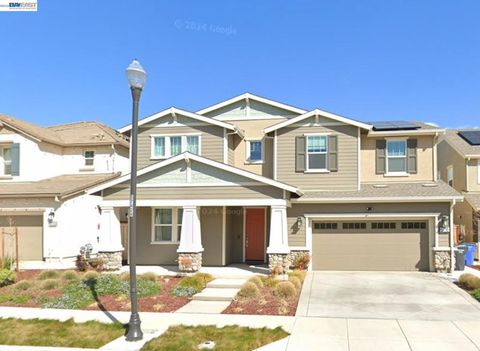 Photo of 6716 Anton St St, Tracy, CA 95377 (MLS # 41131978)
