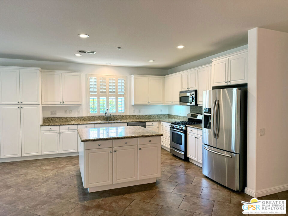 1251 Solana Trail