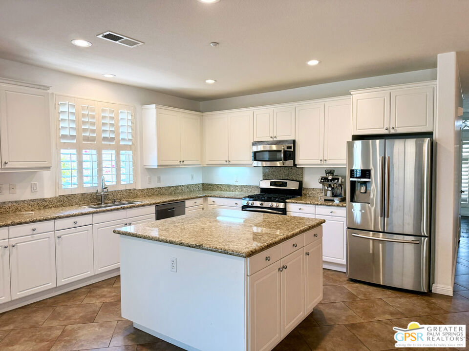 1251 Solana Trail