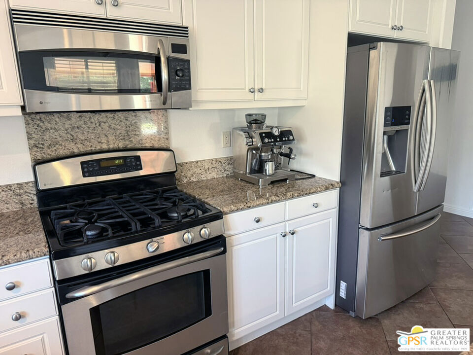 1251 Solana Trail