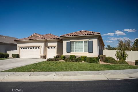 Photo of 10939 Rockaway Glen Road, Apple Valley, CA 92308 (MLS # HD26000589)