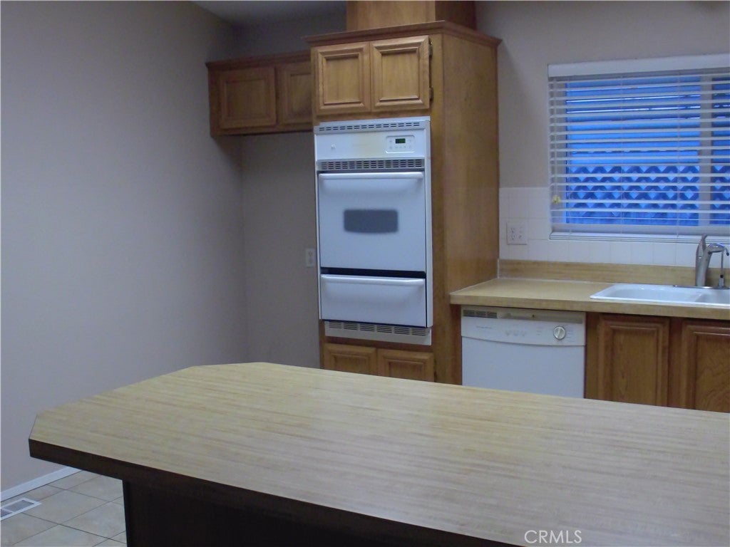 27250 Murrieta 368